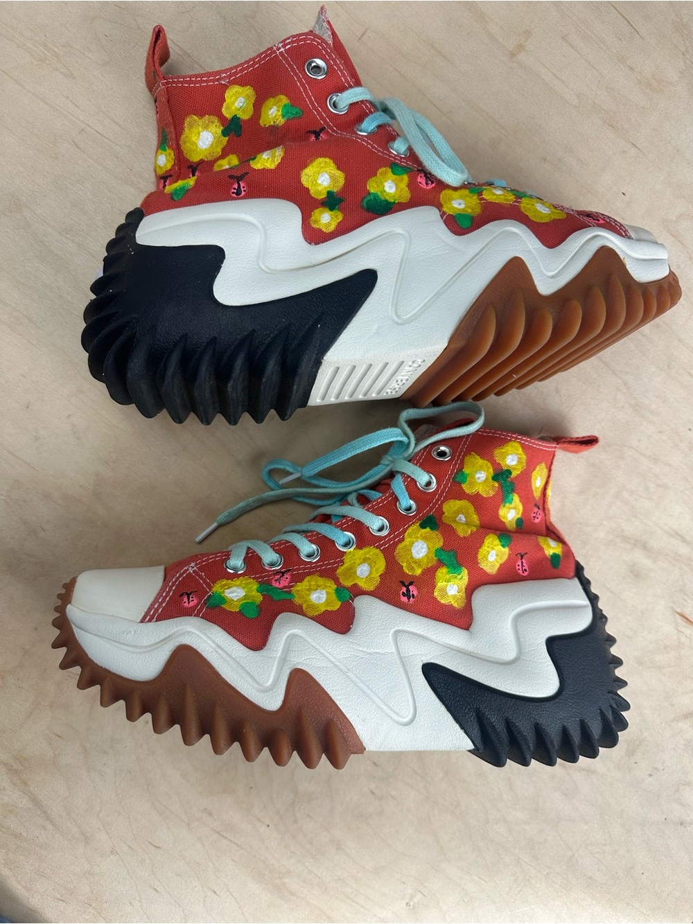 Converse run star motion